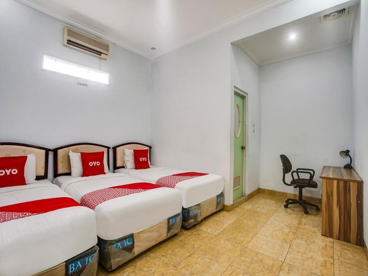 Oyo 90771 Mess 19 Syariah Hotel Bandar Lampung Exterior foto